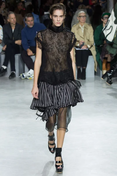 Look 38